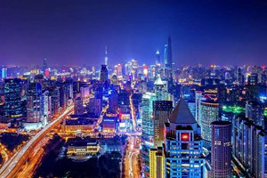 海报时评丨点亮城市“夜经济”，期待城市文化“赋能”