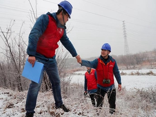 国网青岛供电公司：全力做好雨雪天气保供电工作