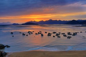 中国最美滩涂霞浦：以海为田 以舟为车