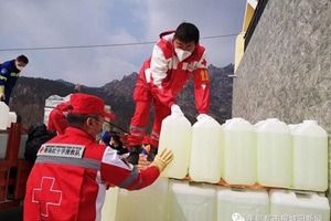 25万元物资无偿支援基层抗疫，青岛红十字蓝天救援队疫线显担当