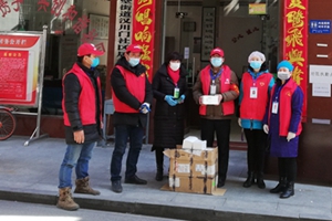 西海岸新区长江路街道：  爱心驰援黄冈汉川门社区