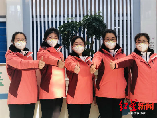 护士@95后护士瞒爸妈援汉 母亲：电视里有个姑娘和你挺像