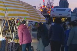 岛城夜经济悄然复苏 繁华正归来