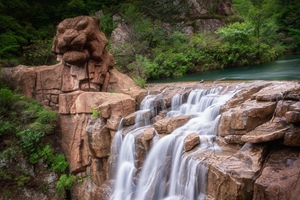 雨水充沛 崂山九水十八潭流水潺潺美景重现