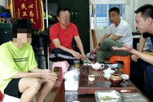 青岛小姑娘买游戏”皮肤“被骗2万元 市北警方赴广东抓获诈骗“主播”