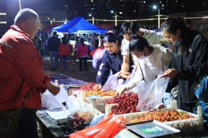 城阳夜生活再添新地标 “深夜食堂”繁荣夜间消费