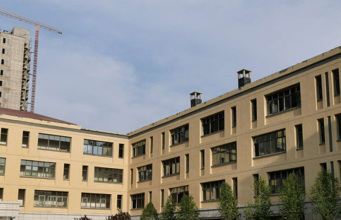 胶州胶州新开办上合实验初中与实验小学 今年正式招生