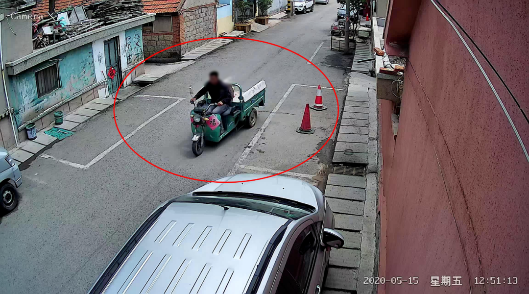 抢车猖狂！当街抢车！男子青岛作案20余起…