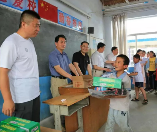 倾听【乡村一线·我的日志】系列报道之一倾听百姓心声 多为百姓办事