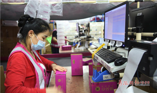 年中青岛：年中大促迎来购物高峰