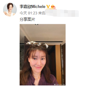 李嘉欣|50岁李嘉欣尝试齐刘海发型 被粉丝吐槽＂有点显老＂