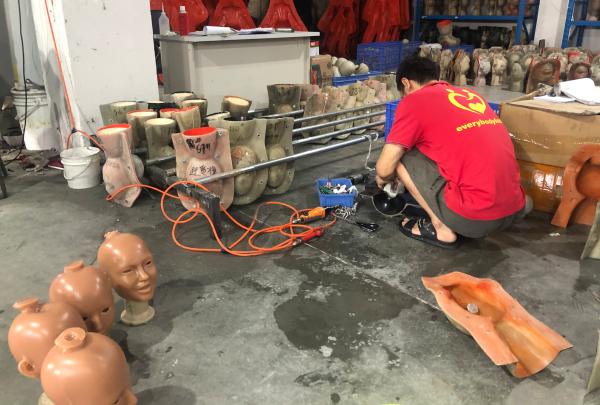 成人娃娃|成人娃娃厂疫期订单翻番 线下体验店200一小时