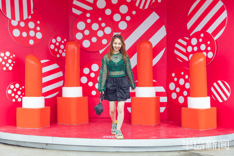 啤酒城|啤酒城：一笑如此倾城 节日因你而美