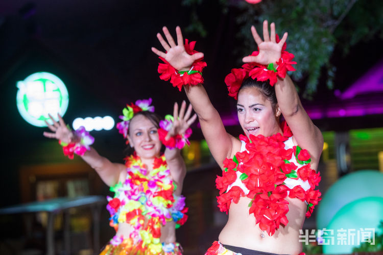 啤酒城|啤酒城：一笑如此倾城 节日因你而美