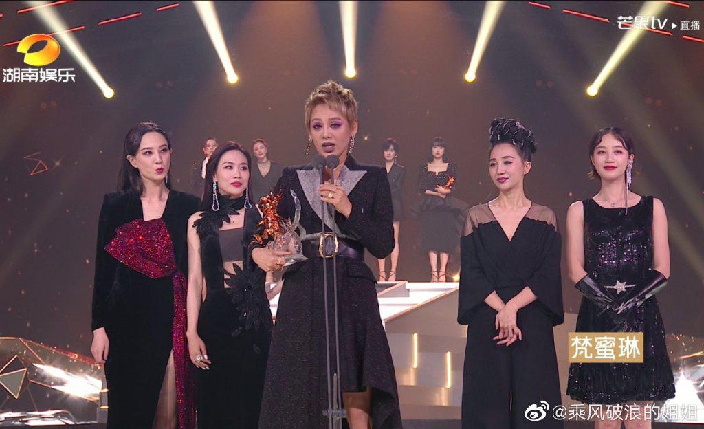 宁静| 刚成团就闹不和？宁静怼队友穿团服称自己很怂