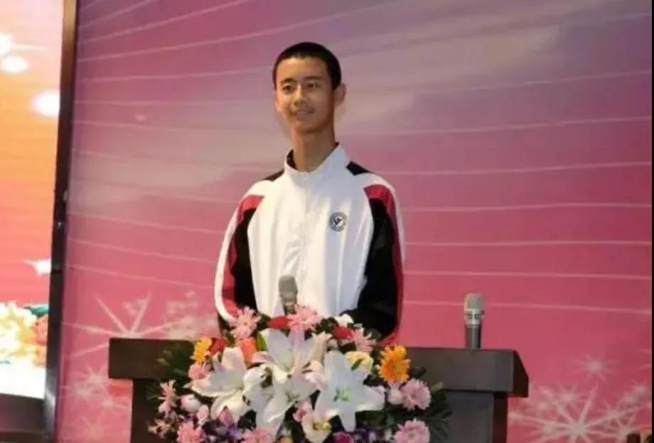 学霸|14岁上清华！还是本硕博连读