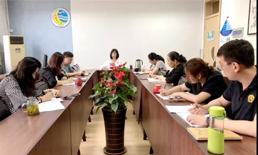 青岛文登路小学学子争当文明典范城市小主人