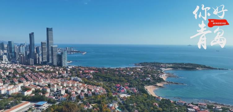 俯身拾取一整个冬日的光影，洒在八大关蜿蜒的时光缝隙里