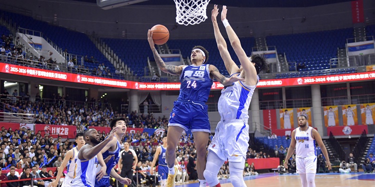  青岛崂山啤酒男篮90:95不敌北京男篮