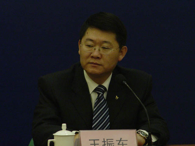 青岛市维护消费者权益有关工作措施综合发布会王振东