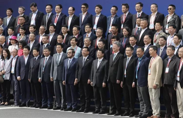 【双城记】直击深圳it峰会:大佬们的聚会聊些啥?